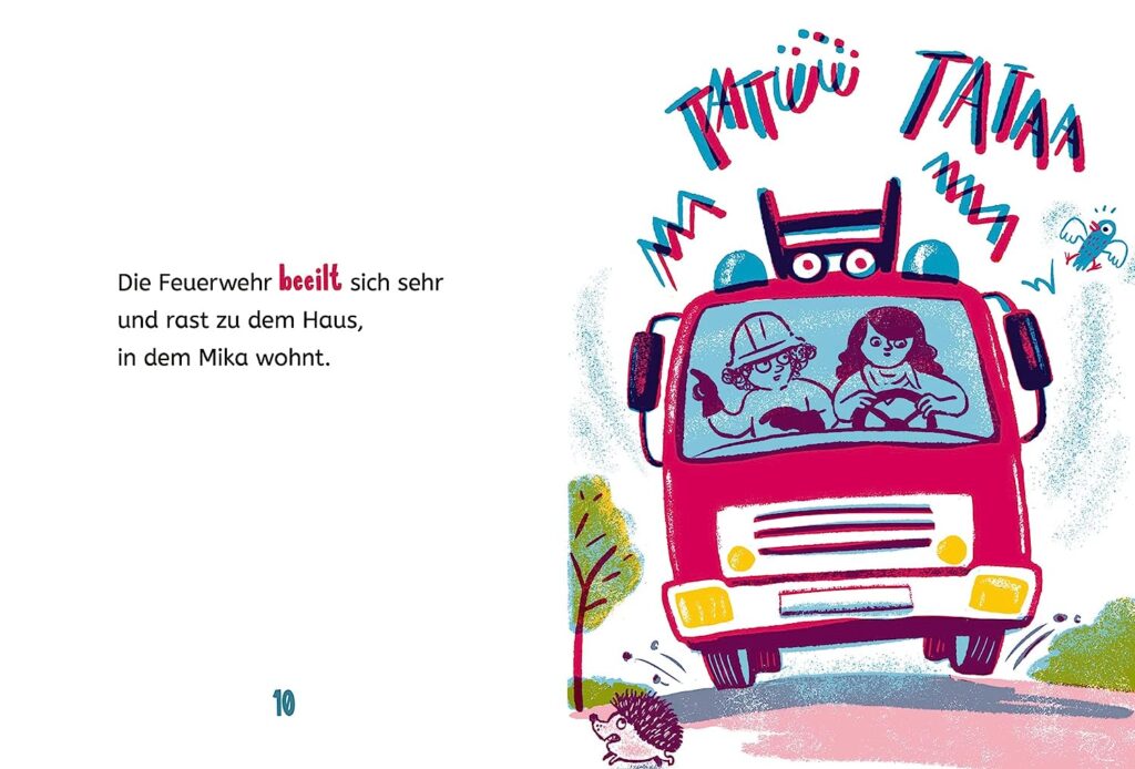 Die Feuerwehr kommt nackig her: Tatüü-Tataa über einem Feuerwehrfahrzeug auf einer Straße